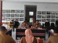 Bupati Lampung Selatan H. Nanang Ermanto pimpin langsung rapat Evaluasi dan Koordinasi dalam rangka memaksimalkan pengelolaan potensi pasar bersama UPTD Pasar se-Kabupaten Lampung Selatan.